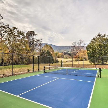 Stunning Mill Spring Home With Mountain Views! Exterior photo